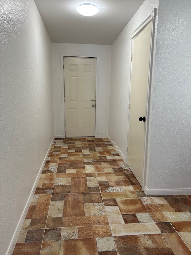 Photo - 7424 Lindencrest St