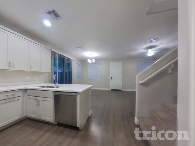 Photo - 2929 N 28th St