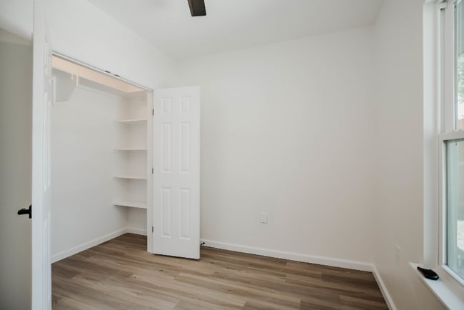 Photo - 2203 E Rosebud Ave