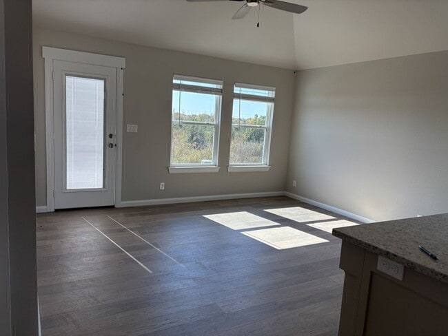 Photo - Brand New Duplex! House