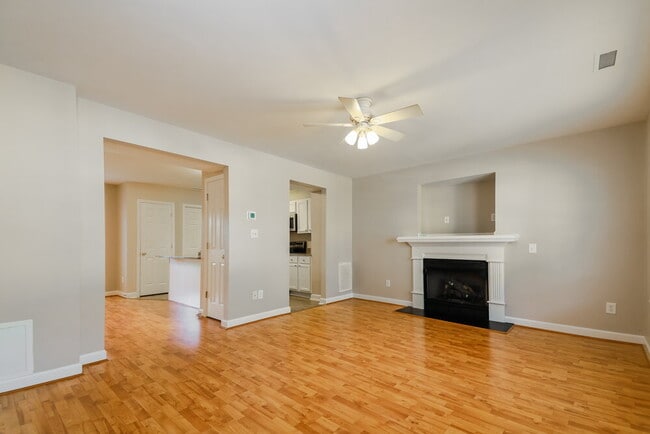 Photo - 3824 Lodgepole Ln