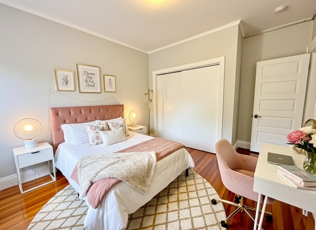 Photo - 10 Strathmore Rd Unit 2A