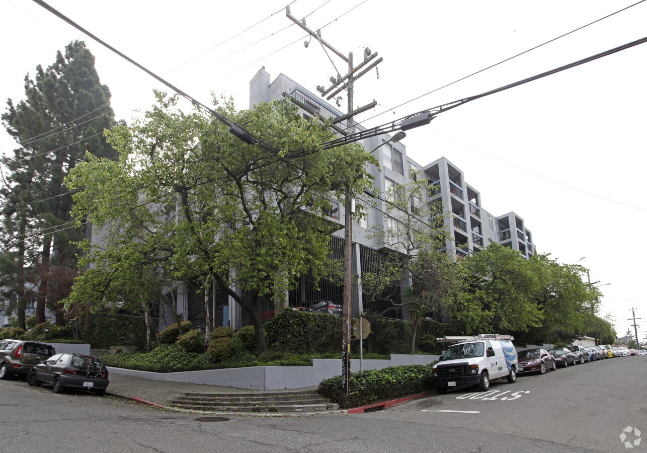 Weldon Apartments - Weldon Apartments