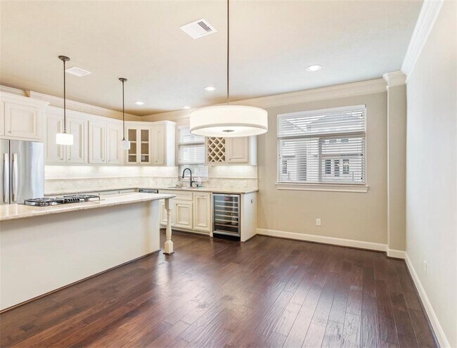 Photo - 1325 W 24th St Unit C