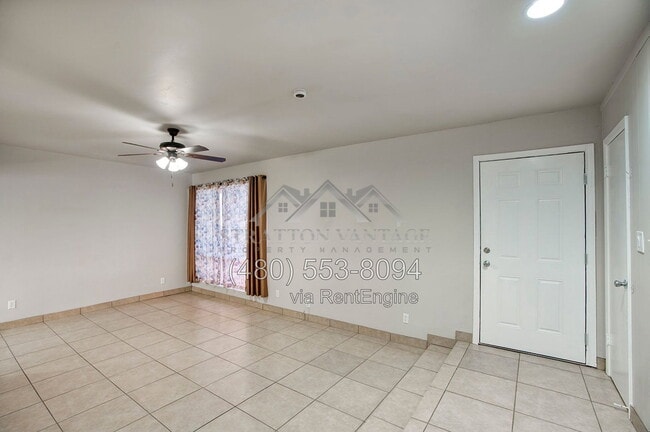 Photo - 1814 W Frier Dr