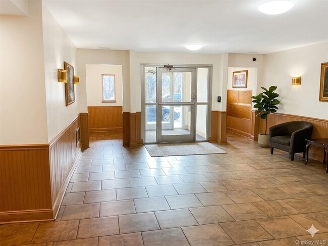 Photo - 245 Bronx River Rd Unit 7F