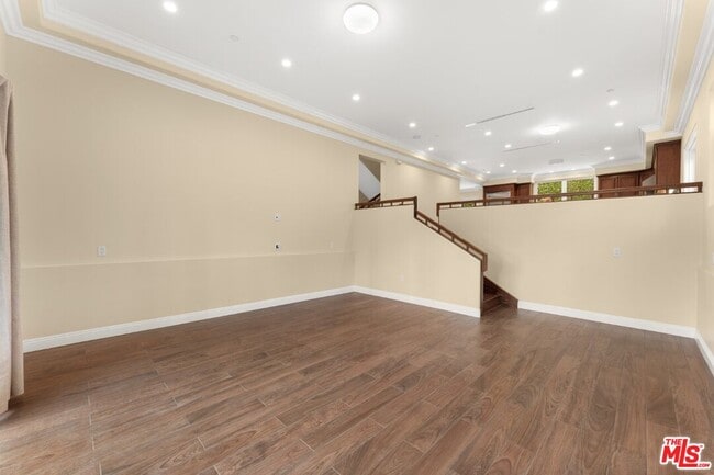 Photo - 1630 Bridgeport Dr