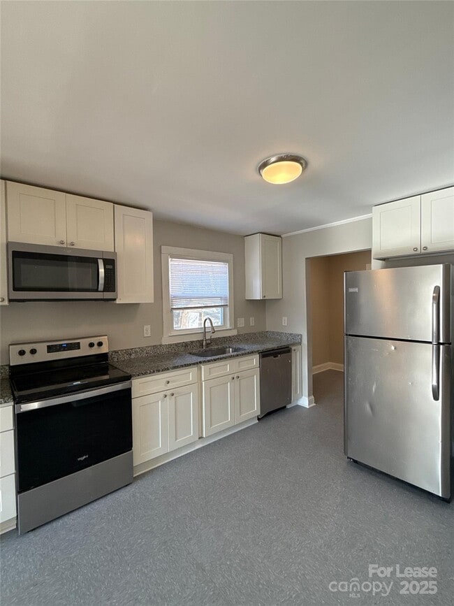 Photo - 4152 Blenhein Rd