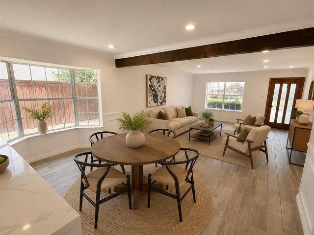 Photo - 733 Middle Cove Dr