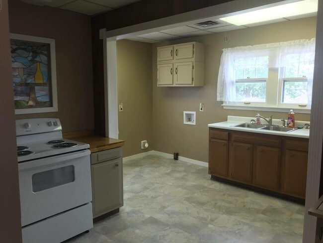 Building Photo - 1403 S Courtland Ave Unit Apt 1