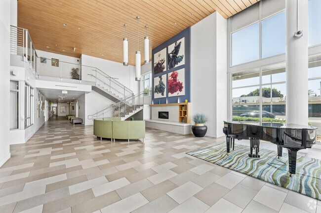 Long Beach Senior Arts Colony