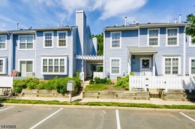 Photo - 111 Almond Dr