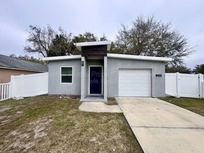 Photo - 1540 W 18th St