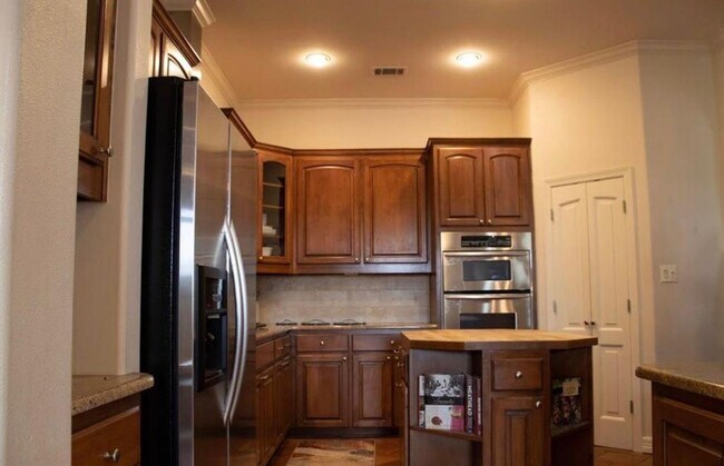 Photo - 20600 Highland Lake Dr