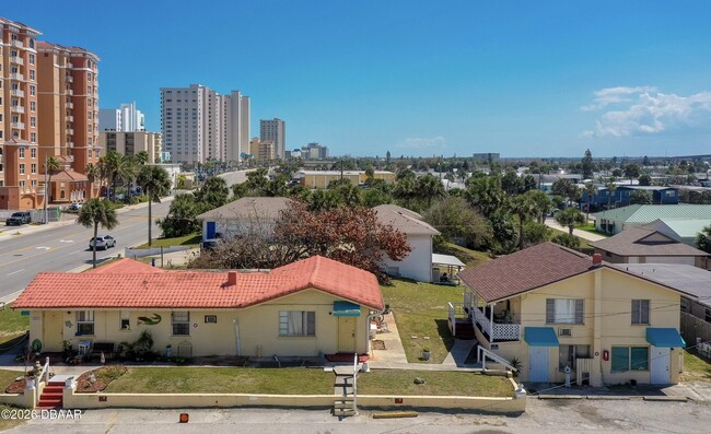 Building Photo - 3226 S Atlantic Ave Unit 5