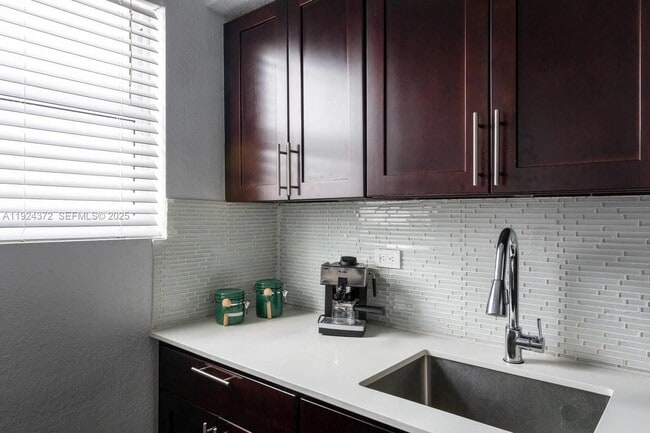 Photo - 7334 Harding Ave Unit 6