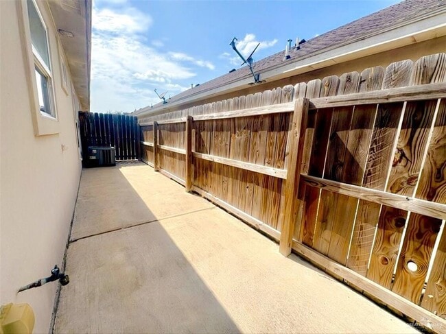 11 Javalina Ave Unit 1