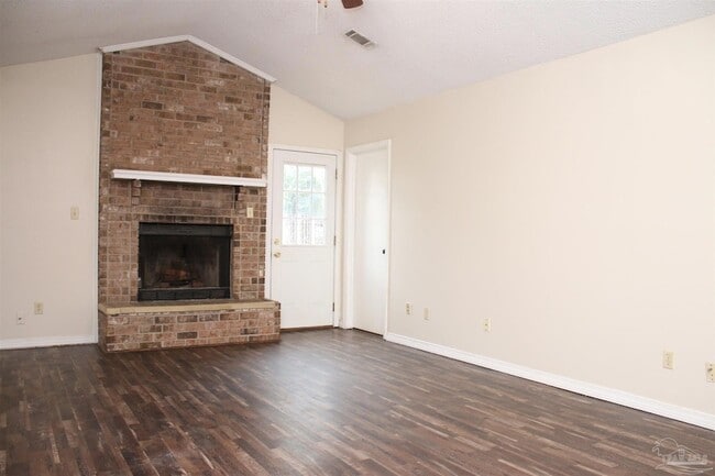 Photo - 7608 Wilshire Rd