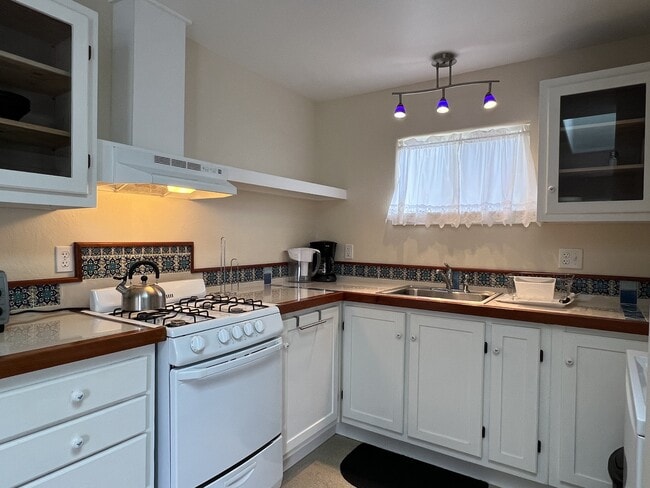 Photo - 769 Stagecoach Rd