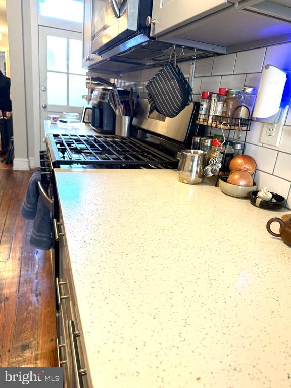 Photo - 2217 Fitzwater St