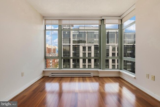 Building Photo - 1150 K St NW Unit 1104