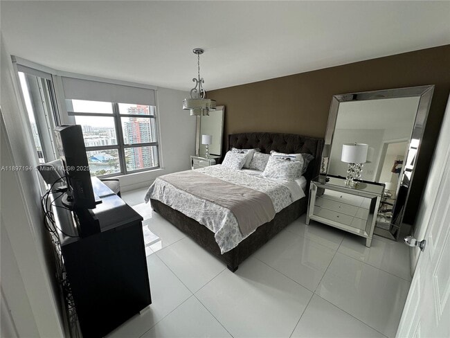 Photo - 3530 Mystic Pointe Dr Unit 3204
