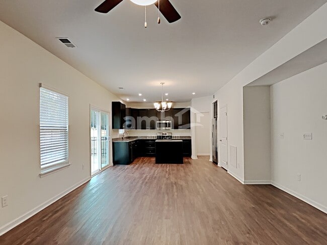 Photo - 5046 Twin River Dr