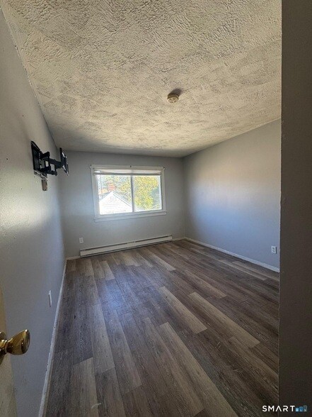 Photo - 250 N Bishop Ave Unidad 19