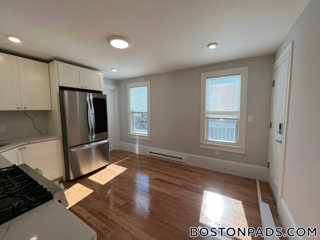 Photo - 3 Mossland St Unit 3