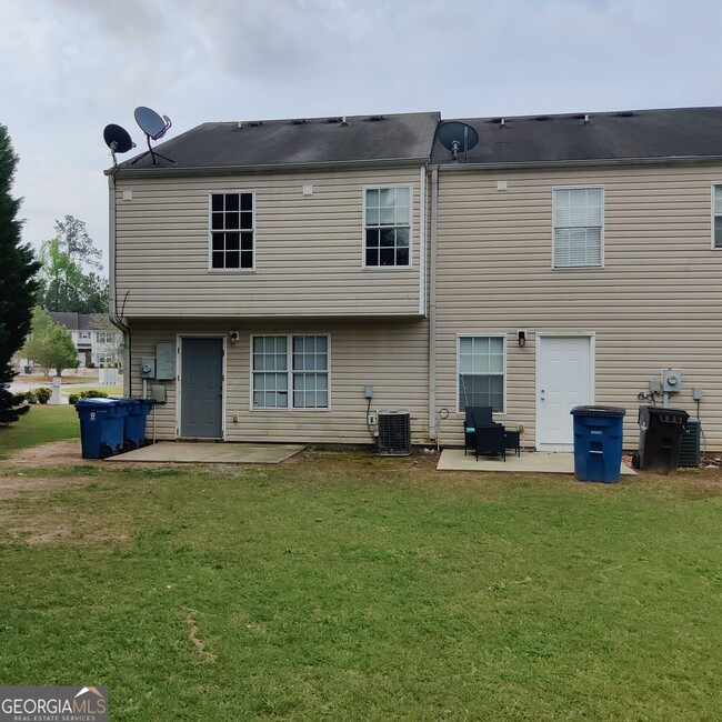 Photo - 1010 Labonte Pkwy