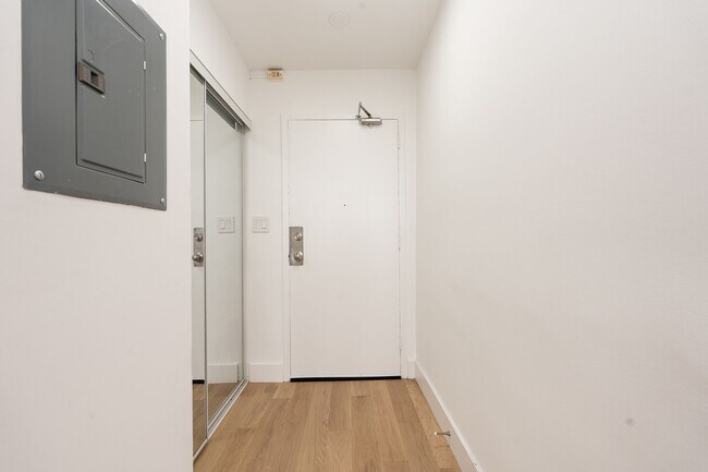 Photo - 800 Richmond St W Unit 1212