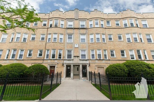 1 bedroom in Chicago IL 60640 - 1 bedroom in Chicago IL 60640 Condo Unit 4503-2B