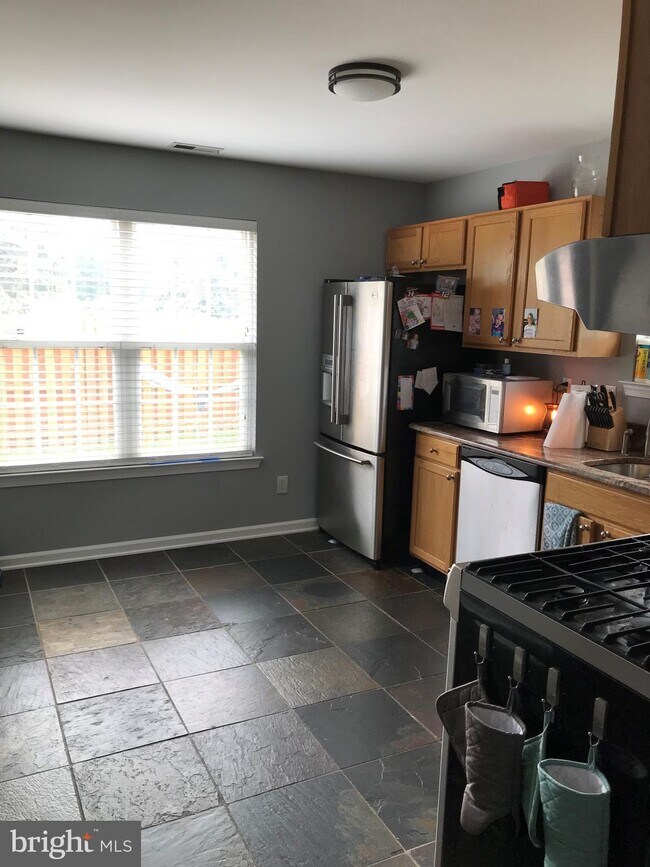 Photo - 272 Birch Hollow Dr