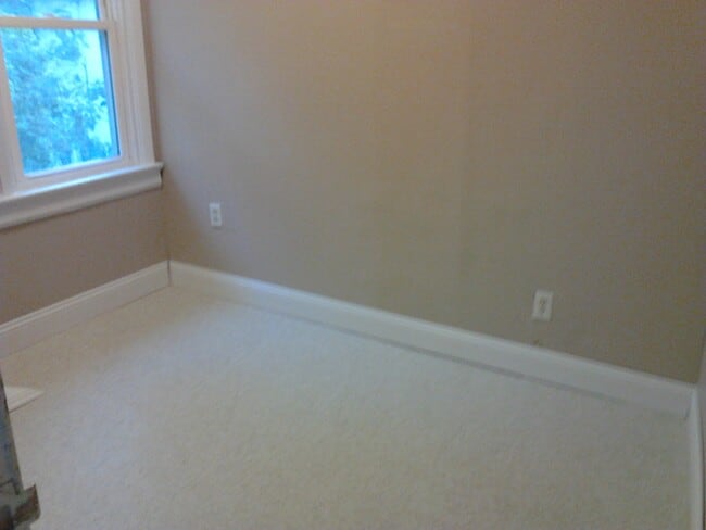 Photo - 313 Washtenaw Rd Unit 4