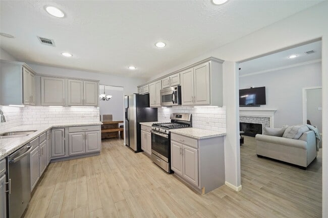 Photo - 18619 Camellia Estates Ln