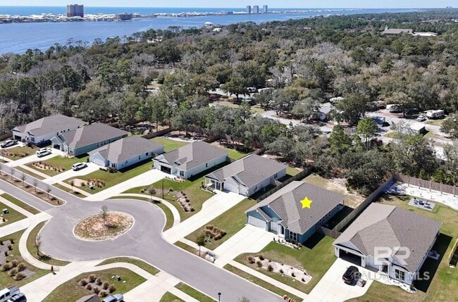 Photo - 1301 Holland St