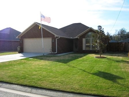 Building Photo - Home For Rent