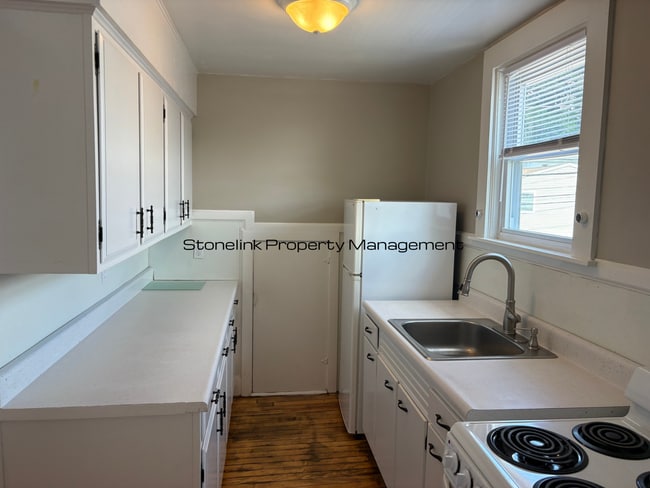 Photo - 1880 Smith St Unit 2