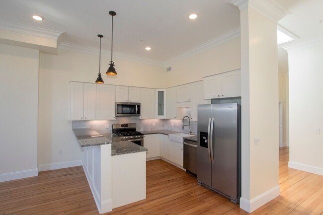 440 Central Ave Unit 440 Central Ave - 203
