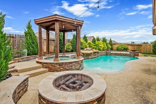 Photo - 18114 Dorman Draw Ln