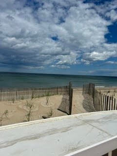 398 North End Blvd