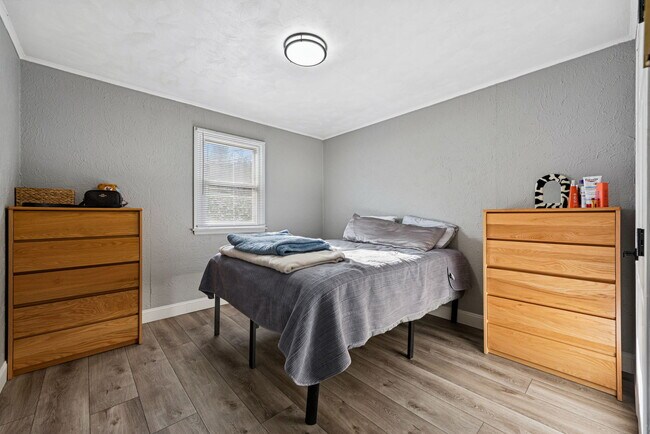 Photo - Brentwood Apartments