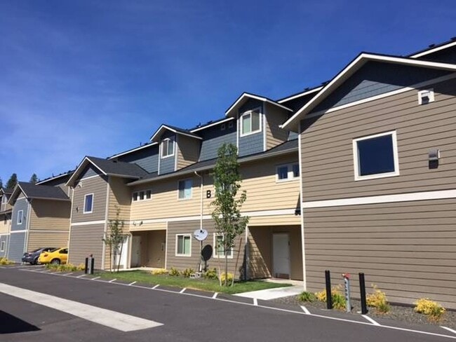 Photo - Cedar Crossing Apartments