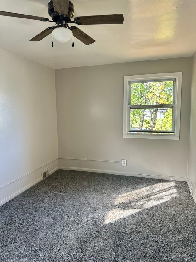 32870 Mecosta St Townhome Townhome Rental in Westland MI