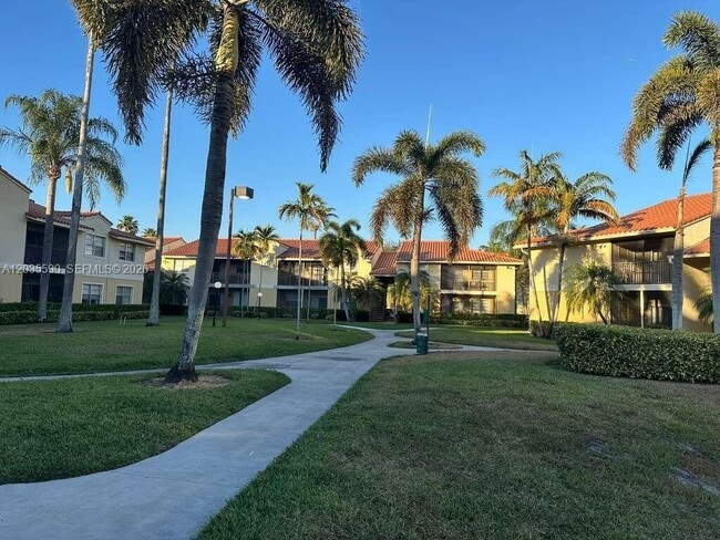 Photo - 1231 SW 46th Ave Unit 505