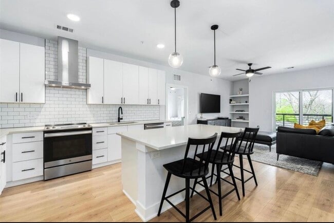 Photo - 3101 Govalle Ave Unit 302