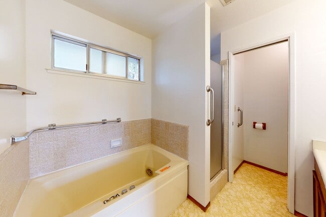 Photo - 61 Wattles Way