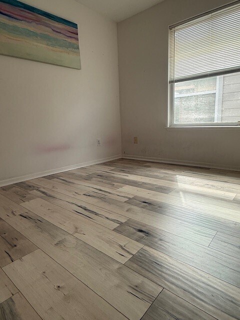 Building Photo - 2430 Glenholly Park Dr