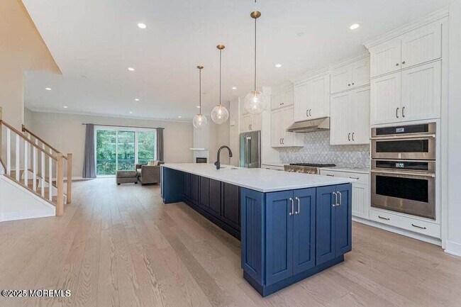 Photo - 22 Edmund Wy