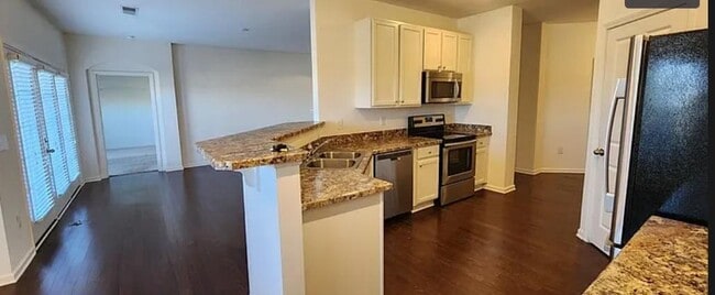 Photo - 6815 Kinsale Ln